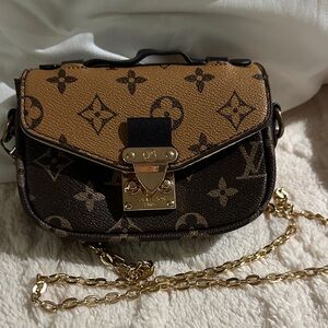 Mini crossbody bag. So sweet! New!
